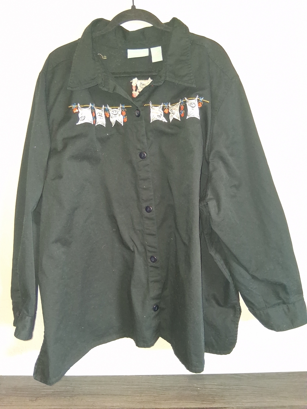 Liz & Me Halloween Shirt Womens 5X Black Button Down Embroidered Ghosts